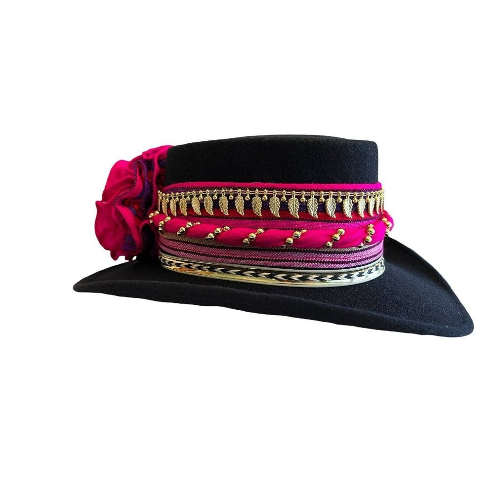 Pigalle Ladies Black Felt Western Hat 6 3/4 Pink Gold Hat Band Cowgirl Mexico